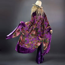 Load image into Gallery viewer, Dolly Dagger (Wild Berry)