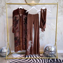 Load image into Gallery viewer, Dolly Dagger (Chocolate Brown)