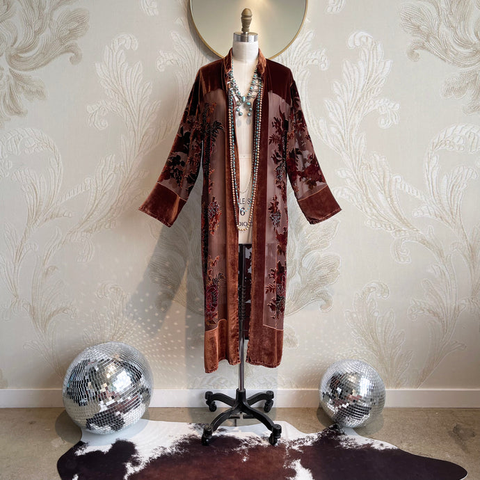 Dolly Dagger (Chocolate Brown)