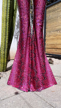 Load image into Gallery viewer, Snake Charmer (Hot Pink Metallic Hologram)