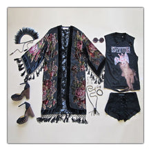 Load image into Gallery viewer, Wallflower Kimono