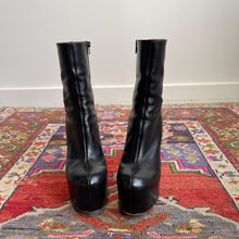 Load image into Gallery viewer, Vetements Platform Boots