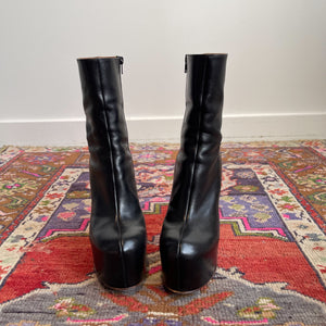 Vetements Platform Boots