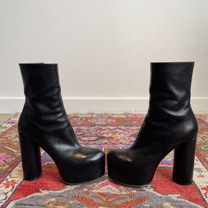 Vetements Platform Boots