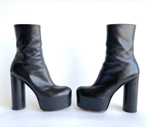 Vetements Platform Boots