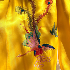 We all live in a Yellow Submarine