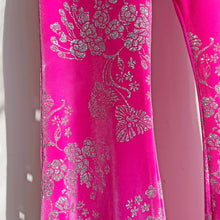 Load image into Gallery viewer, Lovin&#39; You is easy &#39;cause you&#39;re beautiful (1 Sz Small READY TO SHIP)