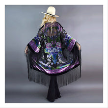 Load image into Gallery viewer, Lotus Blossom (black)