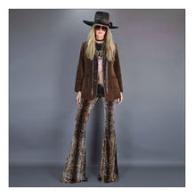 Load image into Gallery viewer, Crawling King Snake (Brown)