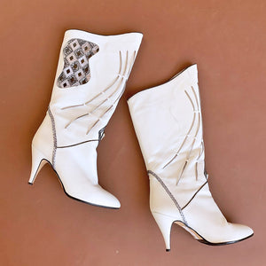 Walk like an Egyptian